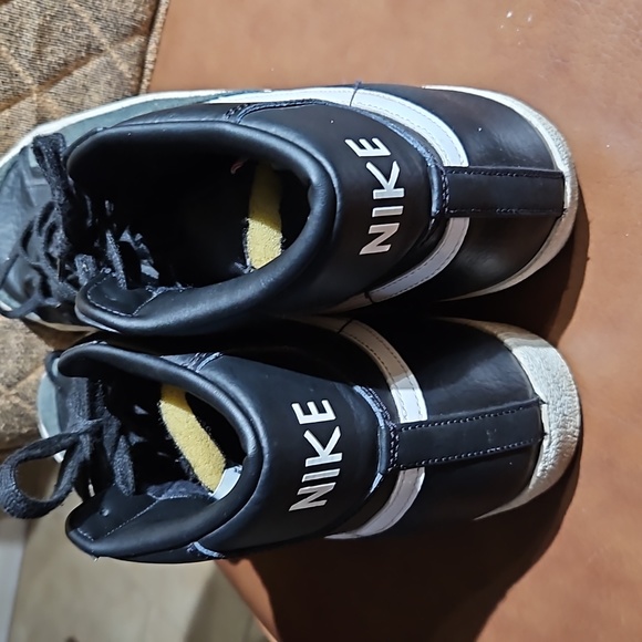 Nike Blazer Mid '77 Vintage Black/White Lace Up Sneakers Shoes - Picture 4 of 6